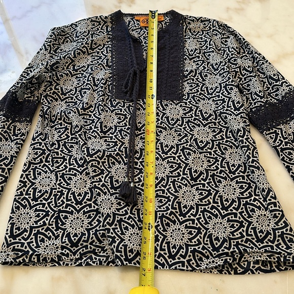 Tory Burch Black and White Blouse - Picture 12 of 16